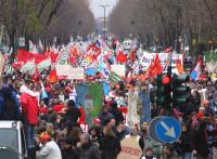 thumbnail of La grande manifestazione dei lavoratori Indesit a Torino il 20 marzo 2009_1